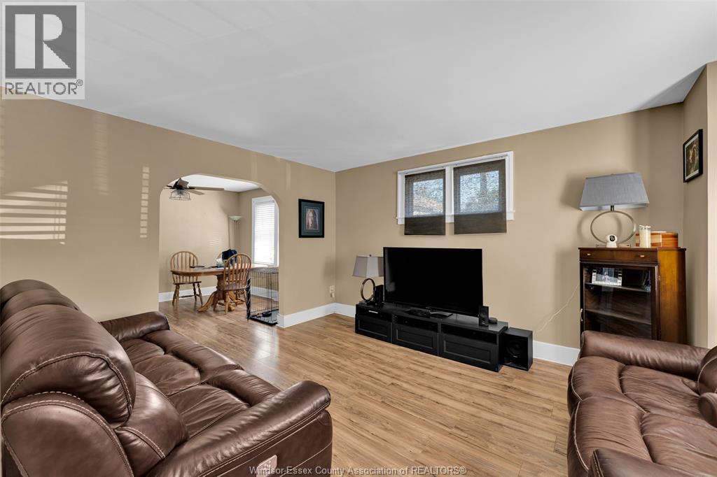 1174 Parent Ave, Windsor, Ontario  N9A 2E5 - Photo 4 - 26023655