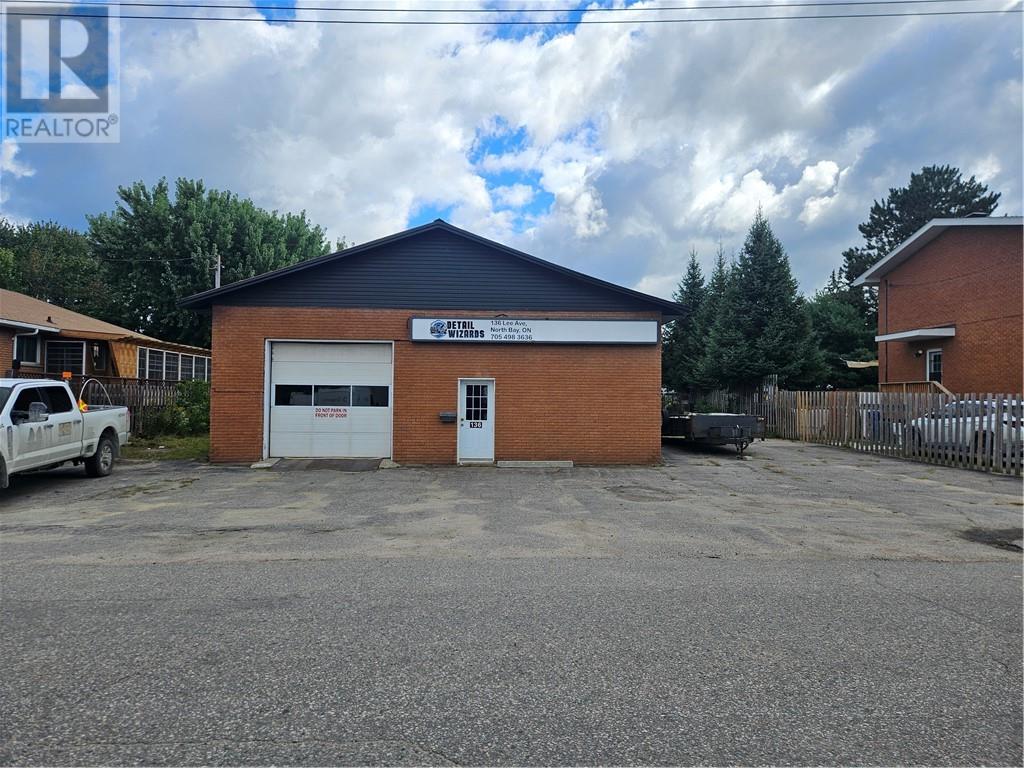 136 Lee Avenue, North Bay, Ontario