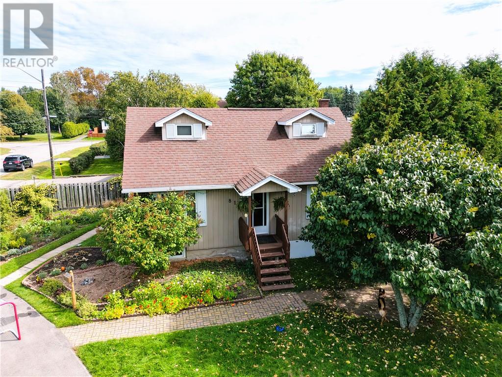 816 Danforth Avenue, Sudbury, Ontario  P3A 3Y6 - Photo 1 - 2130604