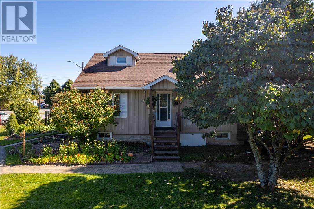 816 Danforth Avenue, Sudbury, Ontario  P3A 3Y6 - Photo 4 - 2130604
