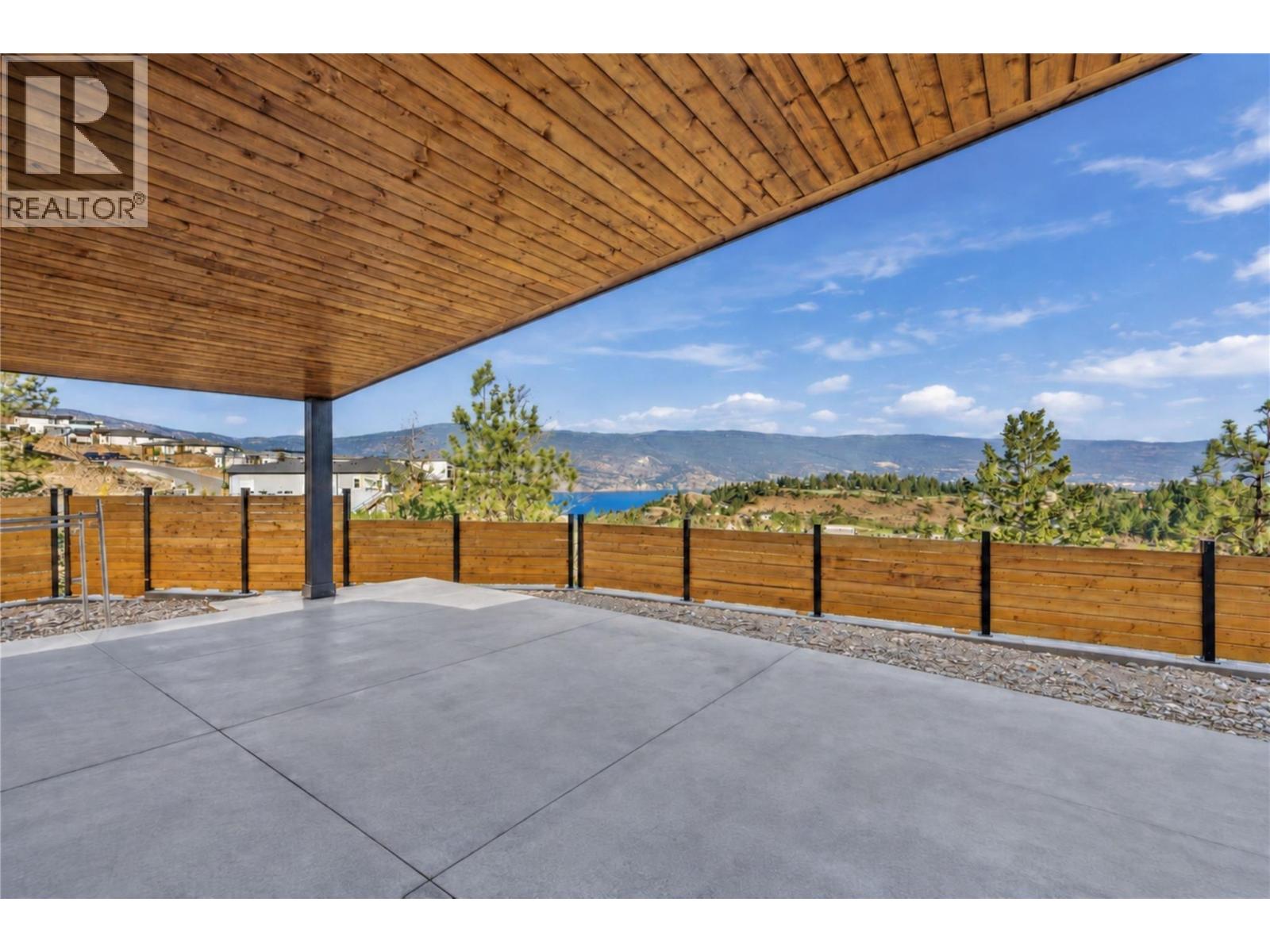 17587 Sanborn Street, Summerland, British Columbia  V0H 1Z3 - Photo 3 - 10401835