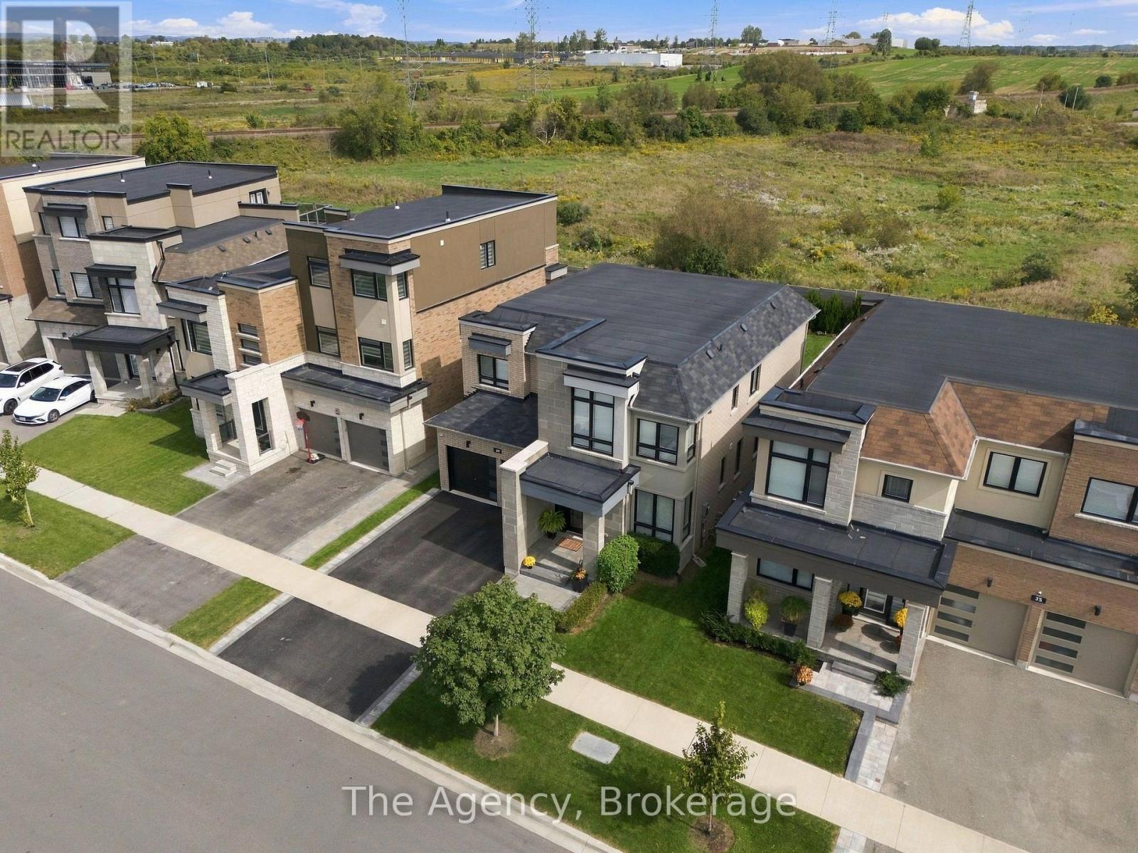 39 Yacht Drive, Clarington, Ontario  L1C 4B1 - Photo 4 - E13830044