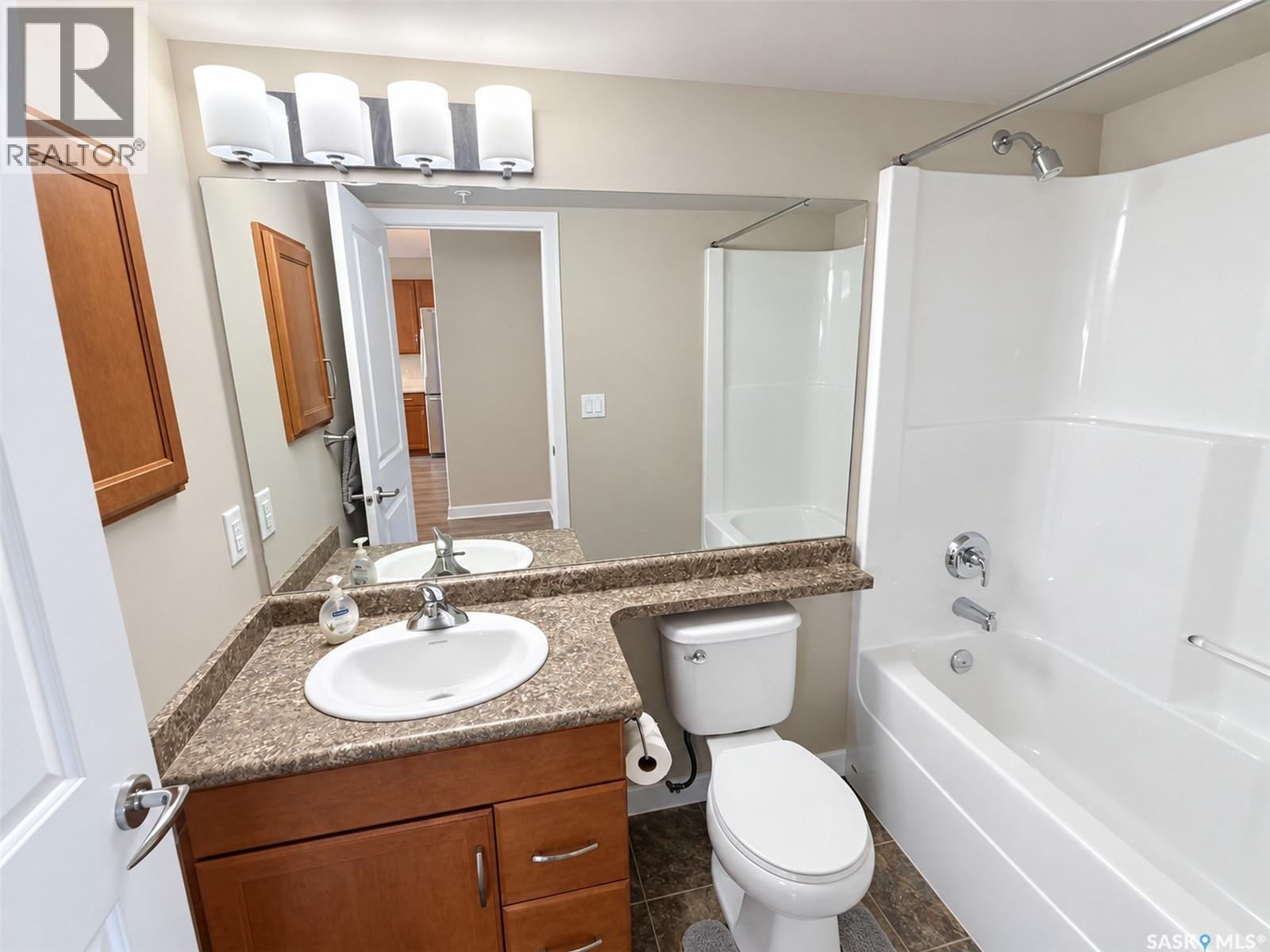 205 2311 Windsor Park Road, Regina, Saskatchewan  S4V 1S2 - Photo 28 - SK049592