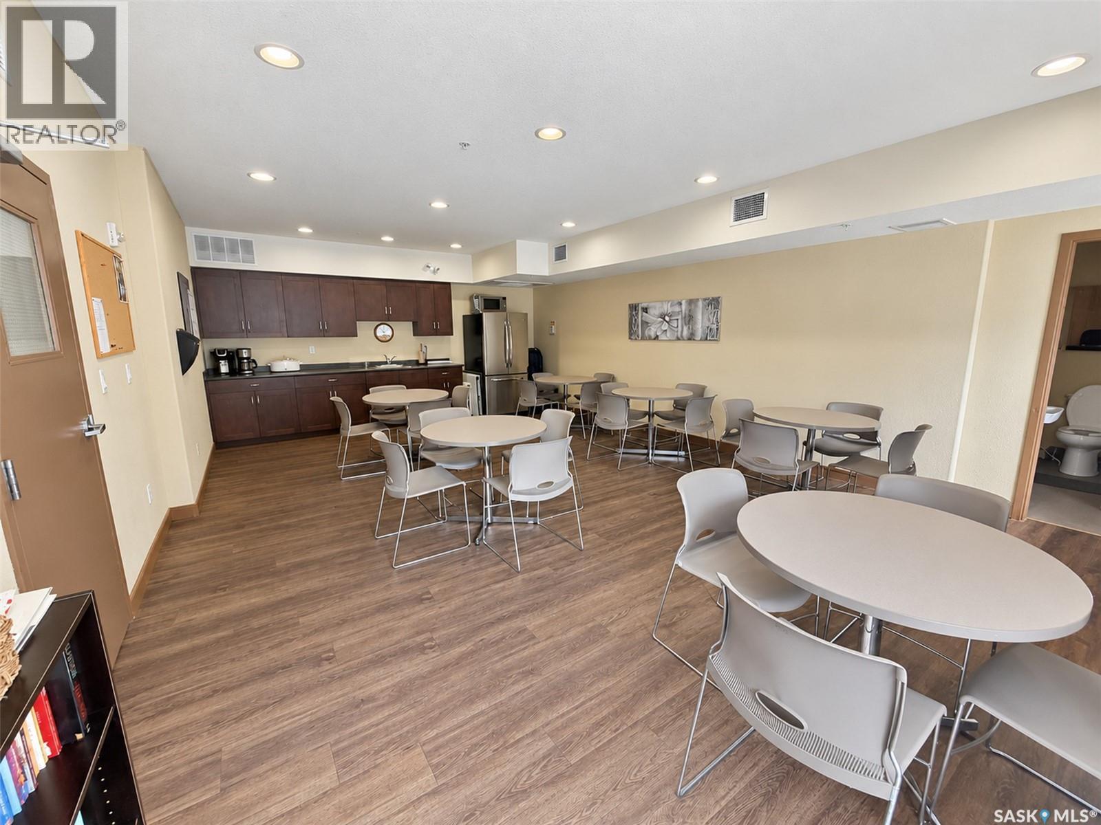 205 2311 Windsor Park Road, Regina, Saskatchewan  S4V 1S2 - Photo 36 - SK049592