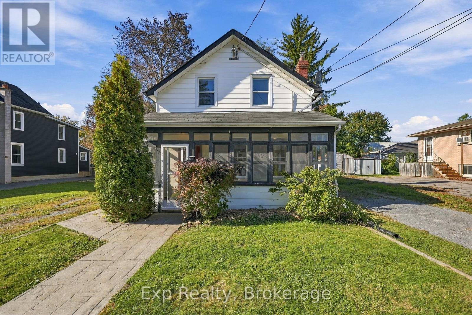 204 Robert Street, Greater Napanee, Ontario  K7R 2M8 - Photo 2 - X13830016