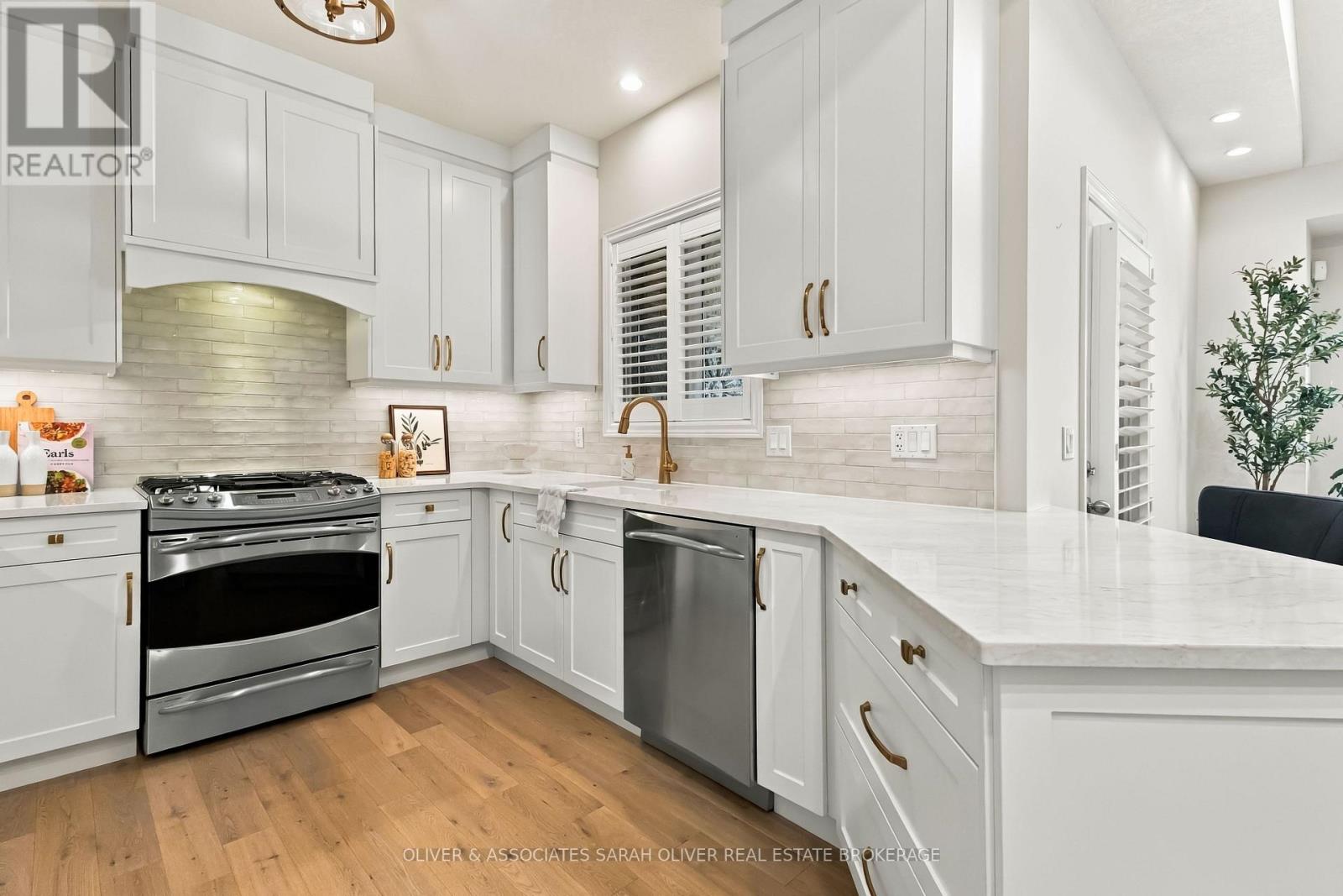 2295 Kains Road, London South, Ontario  N6K 5E2 - Photo 7 - X13829940