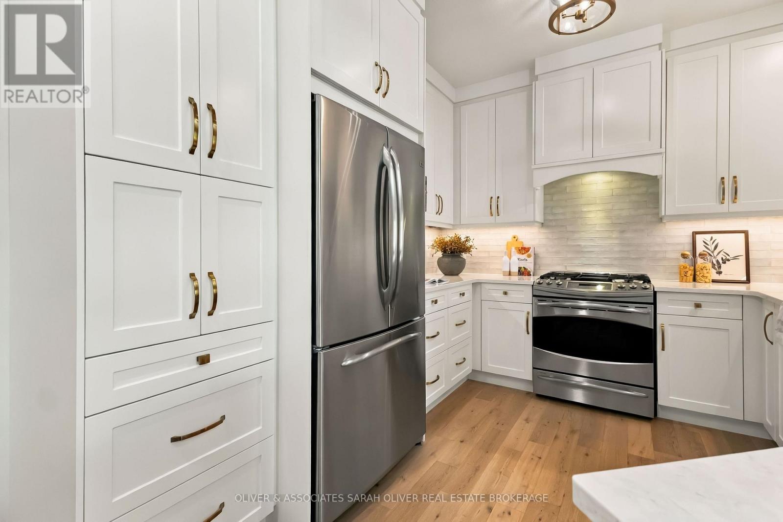2295 Kains Road, London South, Ontario  N6K 5E2 - Photo 8 - X13829940