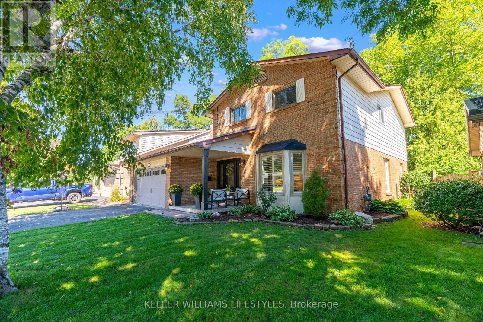 586 Grand View Avenue, London South, Ontario  N6K 3G5 - Photo 3 - X13829952
