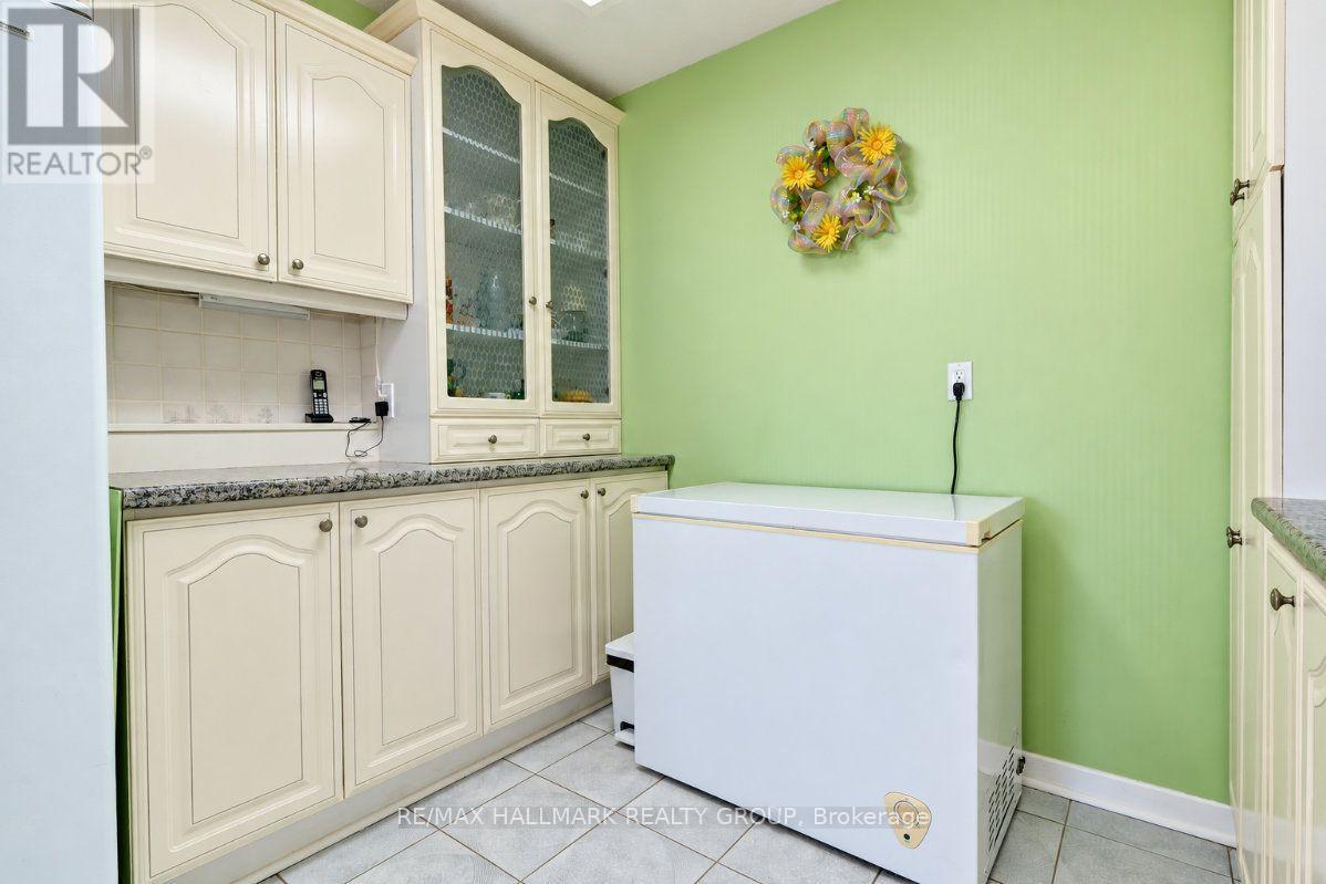 810 - 515 St Laurent Boulevard, Ottawa, Ontario  K1K 3X5 - Photo 20 - X13830040