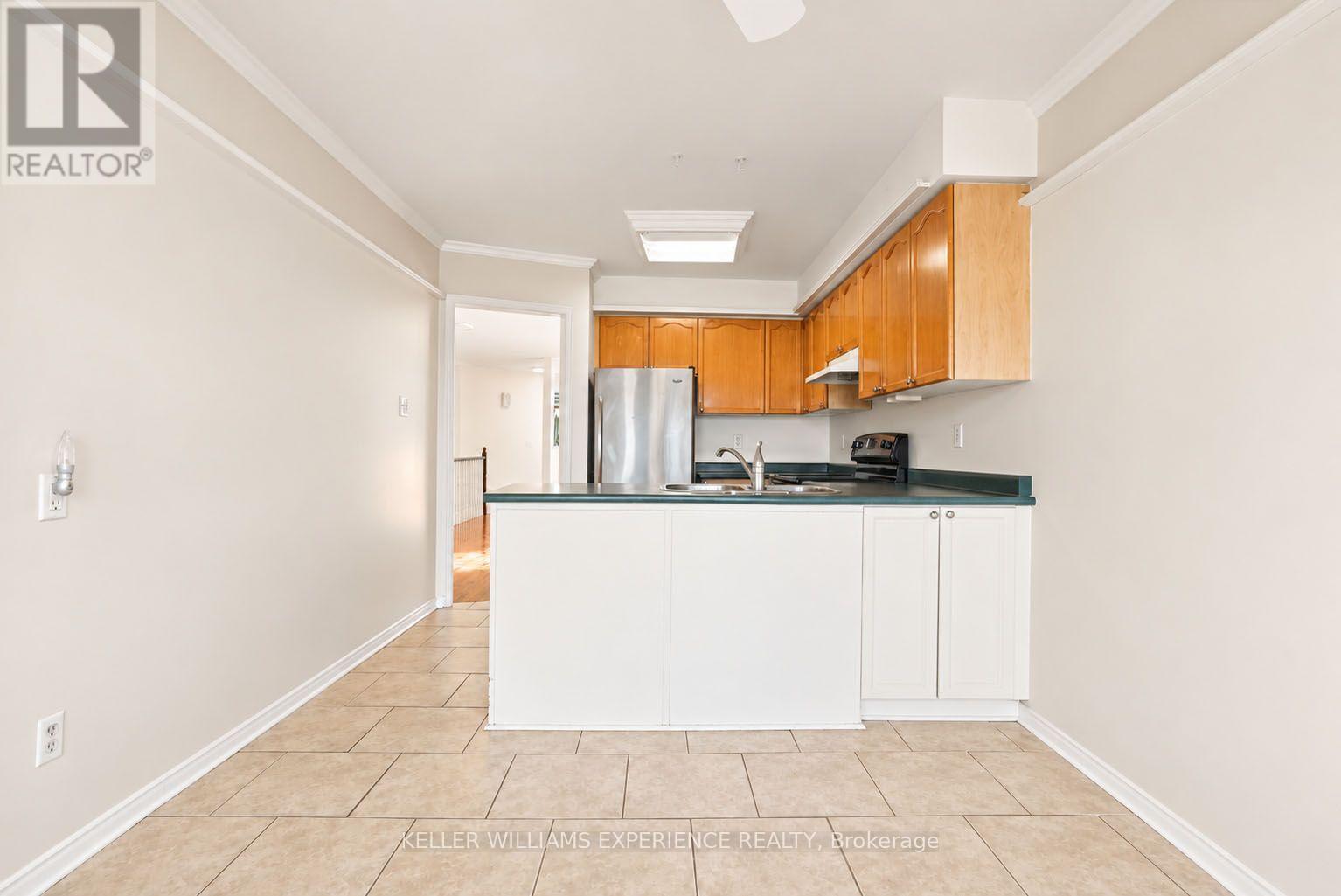25 Nicholson Drive, Barrie, Ontario  L4N 8L7 - Photo 14 - S13829222
