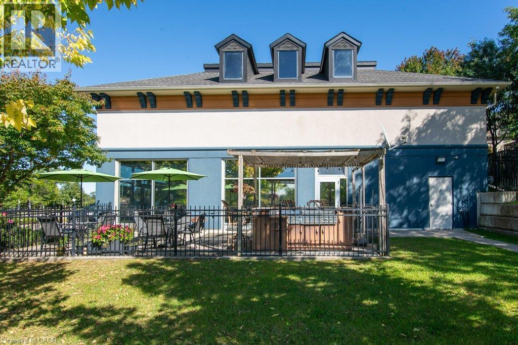 260 Doon South Drive Unit# 10, Kitchener, Ontario  N2P 2X3 - Photo 3 - 40866497