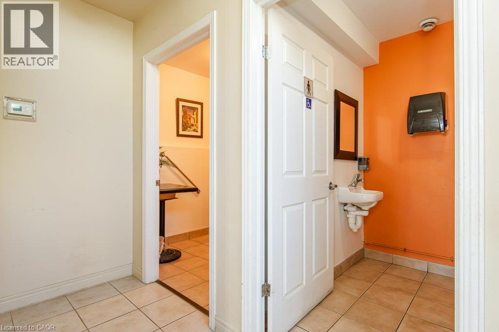 260 Doon South Drive Unit# 10, Kitchener, Ontario  N2P 2X3 - Photo 33 - 40866497