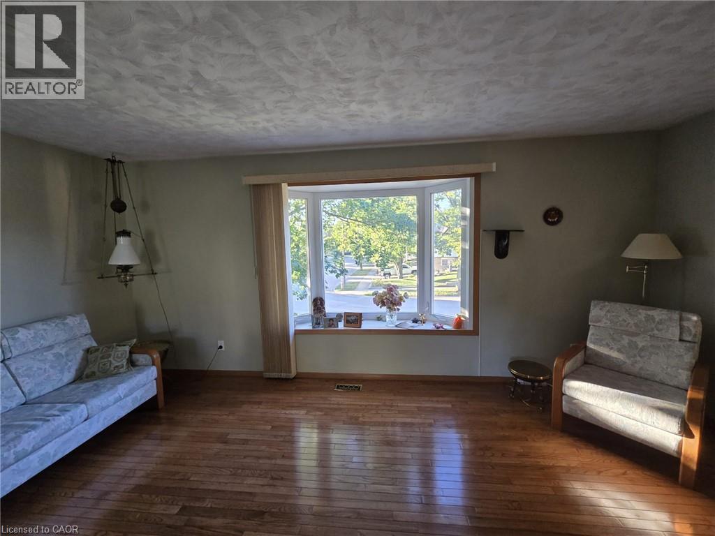 410 Lakeview Drive, Waterloo, Ontario N2L 4Z6 - Photo 10 - 40866480