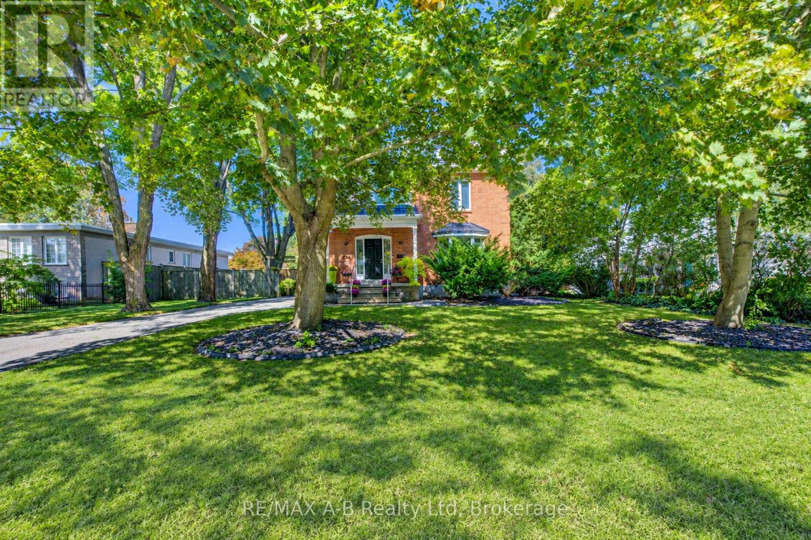 204 Delamere Avenue, Stratford, Ontario  N5A 4Z5 - Photo 4 - X13829822