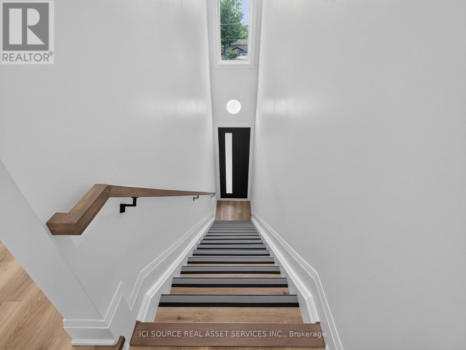 Unit 2 - 28 Norcross Road, Toronto, Ontario  M3H 2R4 - Photo 28 - C13829826