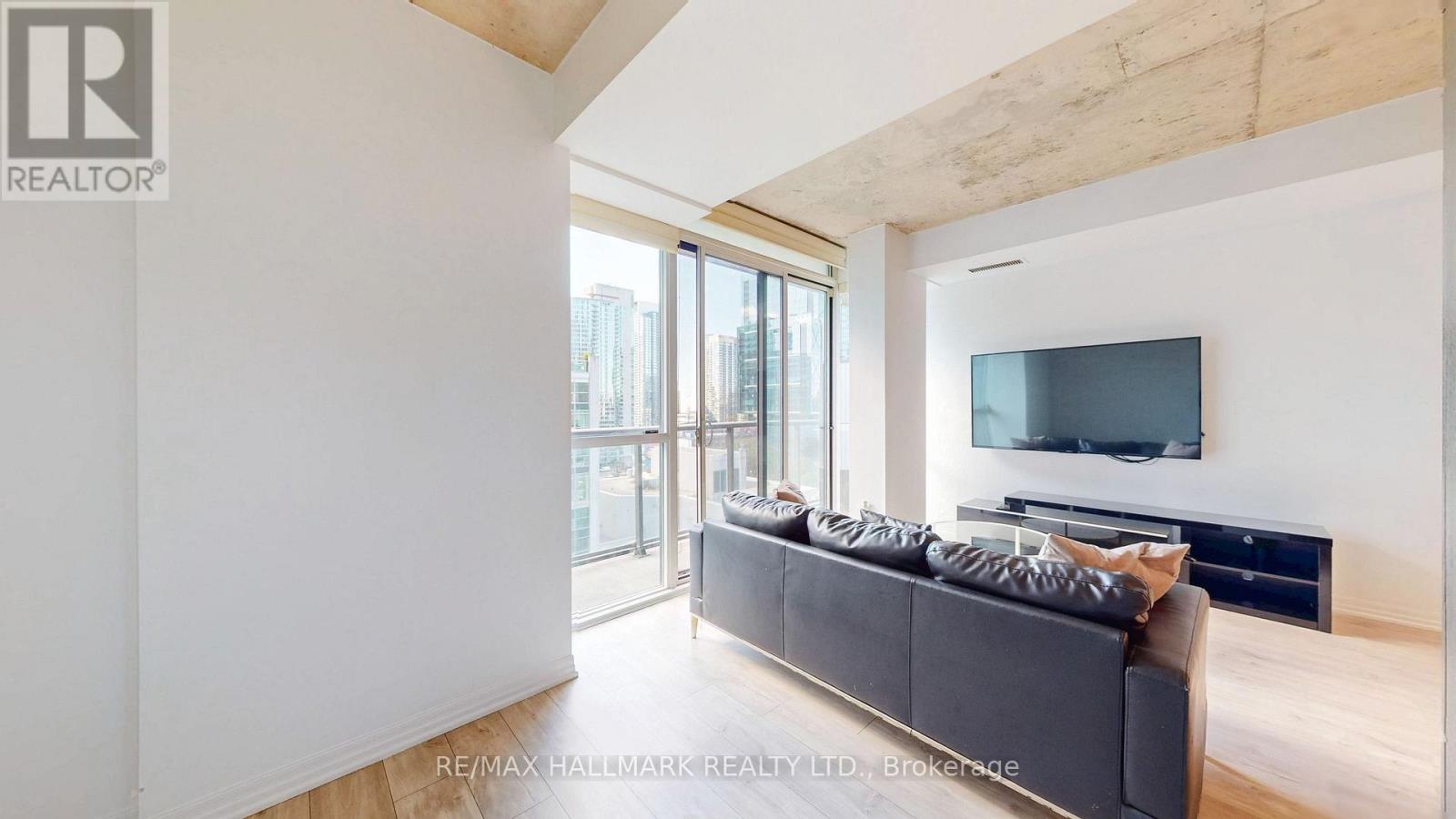 1010 - 88 Blue Jays Way, Toronto, Ontario  M5V 2G3 - Photo 10 - C13829848