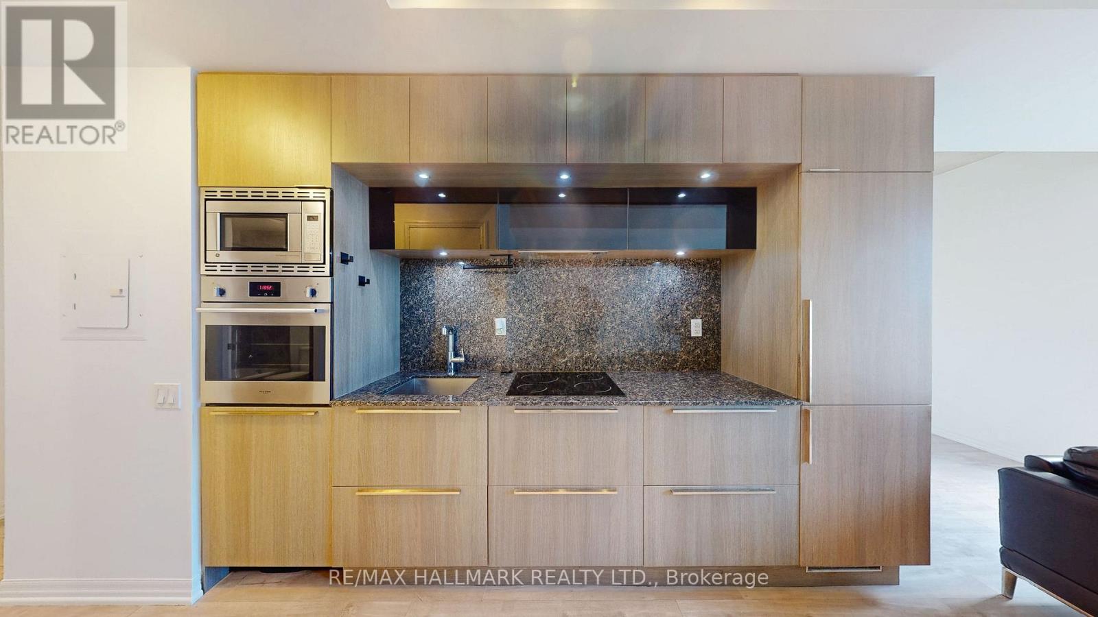 1010 - 88 Blue Jays Way, Toronto, Ontario  M5V 2G3 - Photo 2 - C13829848