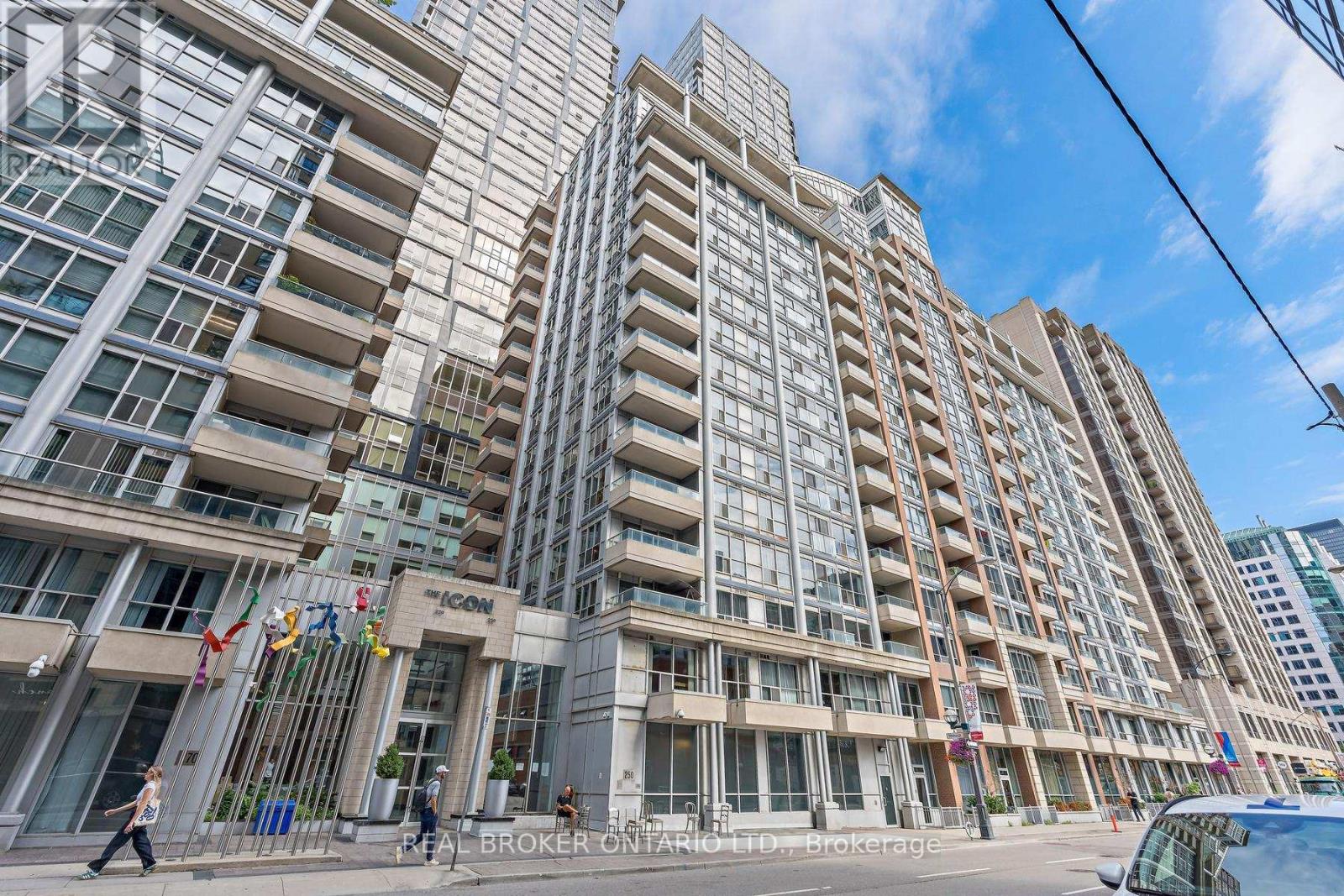 1526 - 250 Wellington Street W, Toronto, Ontario  M5V 3P6 - Photo 1 - C13829970