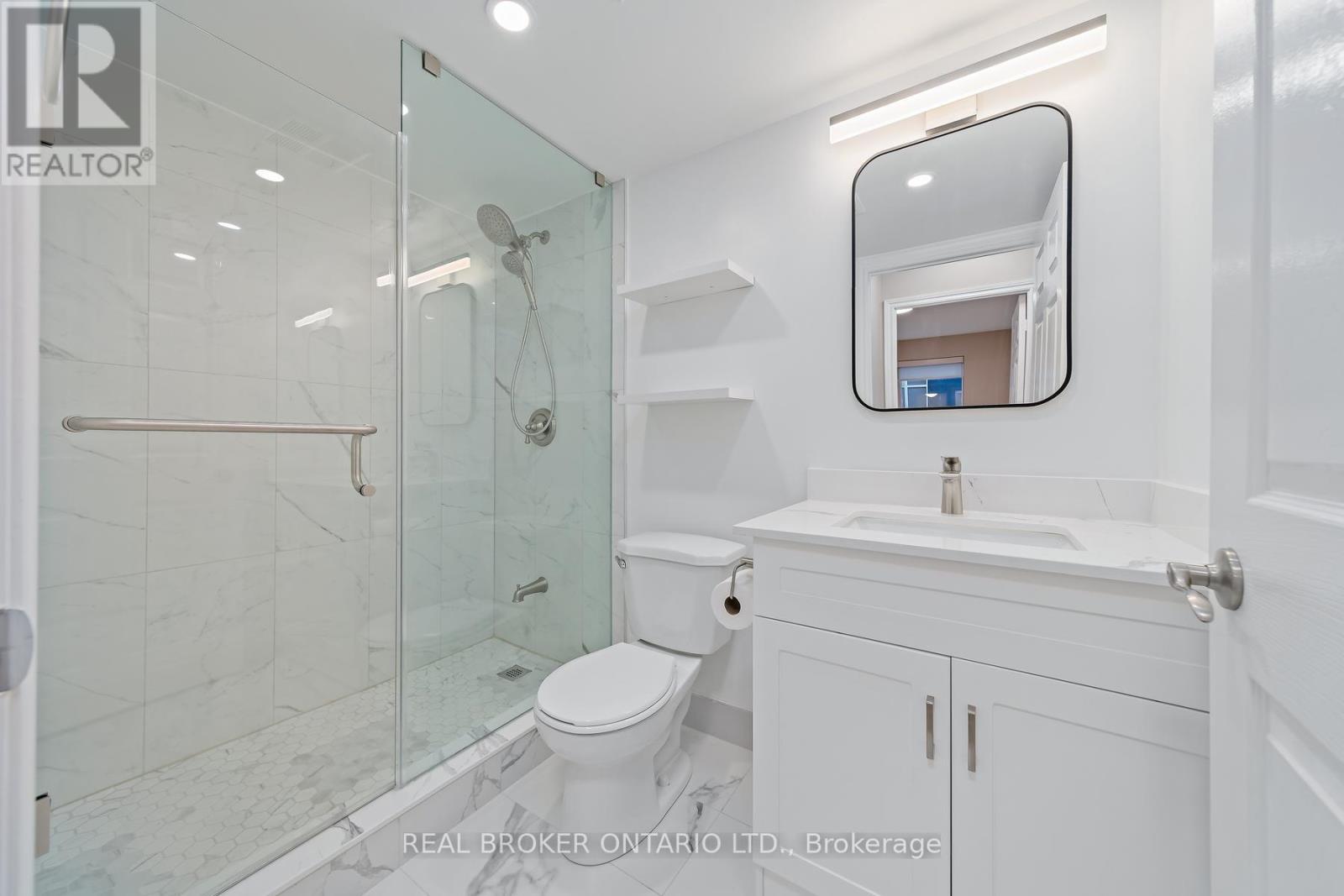 1526 - 250 Wellington Street W, Toronto, Ontario  M5V 3P6 - Photo 16 - C13829970