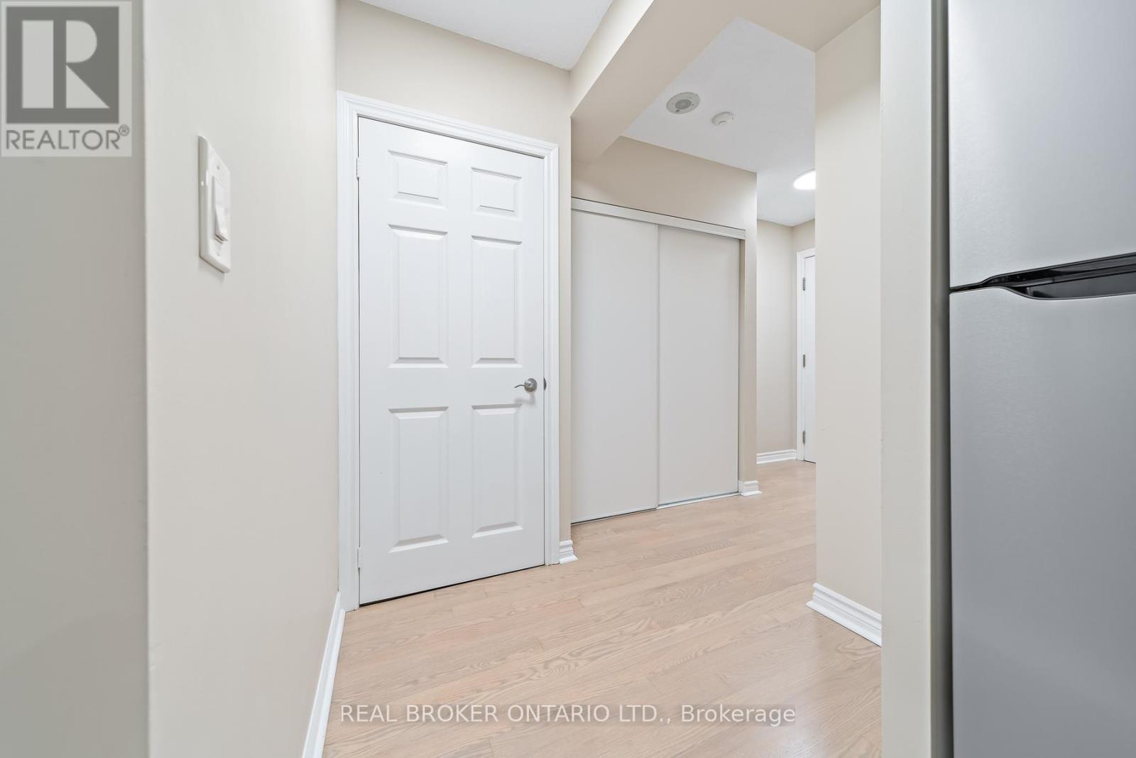 1526 - 250 Wellington Street W, Toronto, Ontario  M5V 3P6 - Photo 18 - C13829970