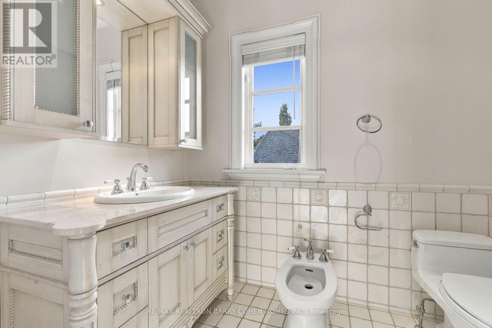 11 Doon Road, Toronto, Ontario  M2L 1M1 - Photo 21 - C13830056
