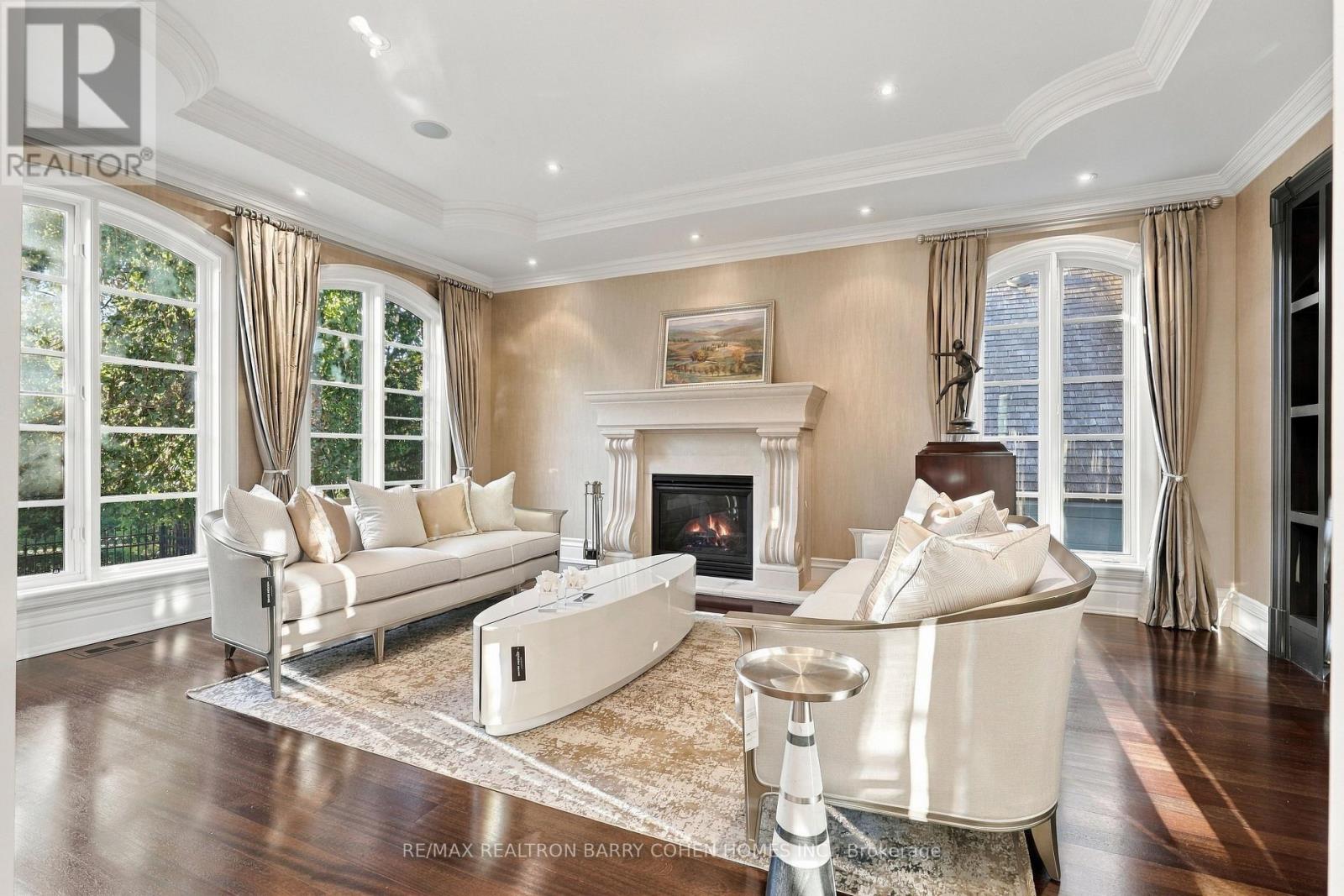 11 Doon Road, Toronto, Ontario  M2L 1M1 - Photo 4 - C13830056