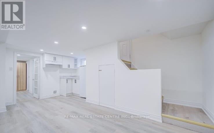 Basement - 71 Vauxhall Drive, Toronto, Ontario  M1P 1R1 - Photo 6 - E13829872