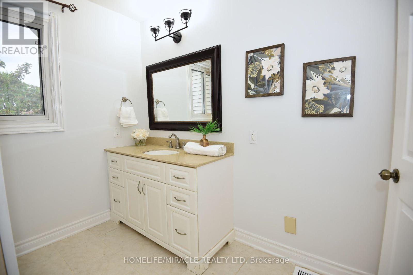 1338 Brands Court, Pickering, Ontario  L1V 2V4 - Photo 37 - E13829958