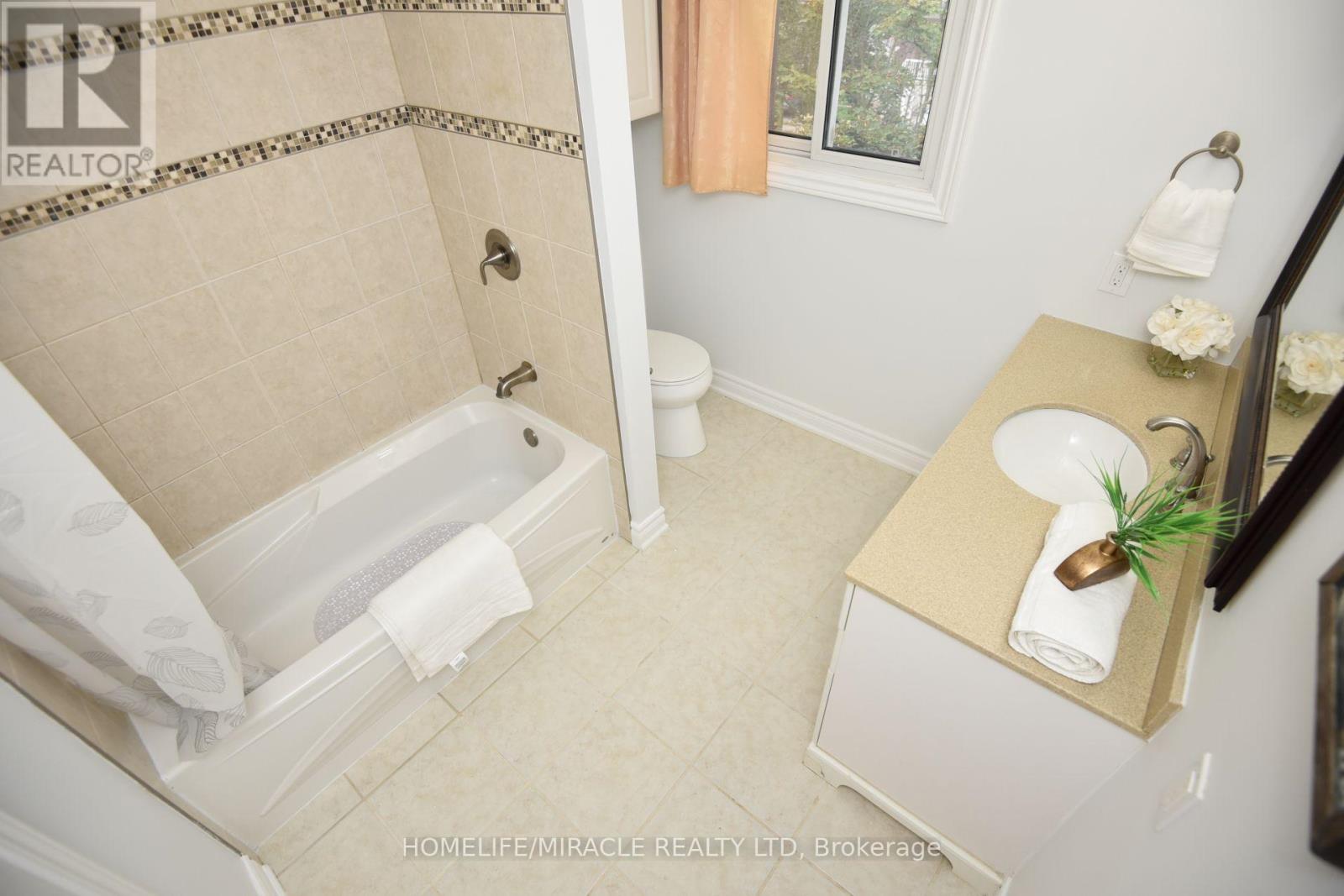 1338 Brands Court, Pickering, Ontario  L1V 2V4 - Photo 39 - E13829958