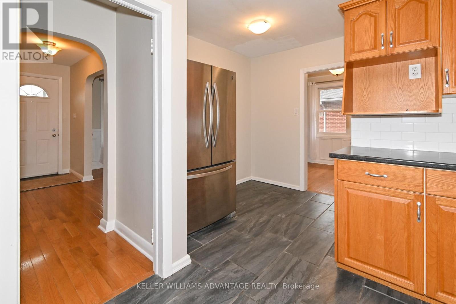 936 Somerville Street, Oshawa, Ontario  L1G 4J7 - Photo 6 - E13829968