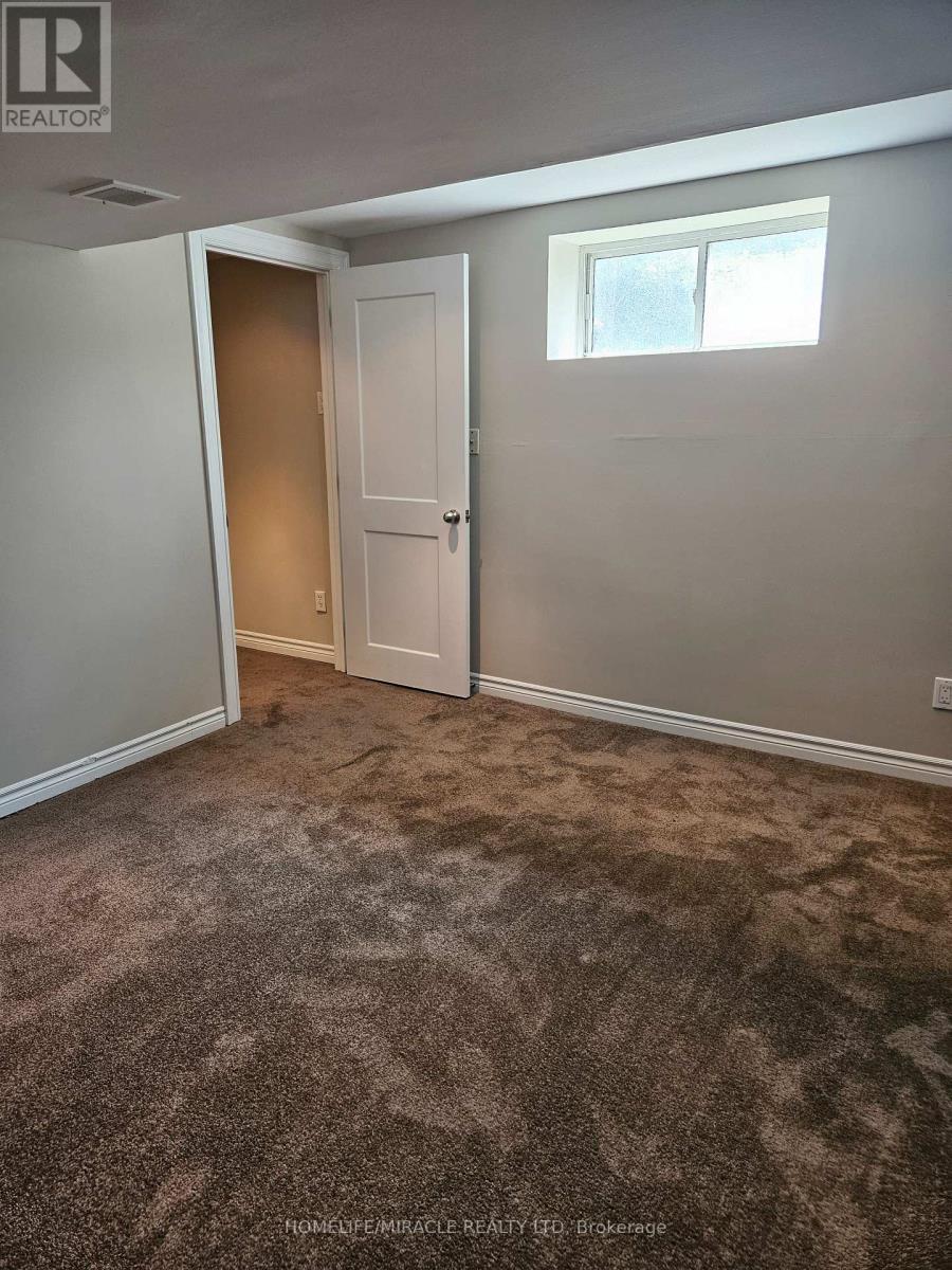 544 Gillmoss Road, Pickering, Ontario L1W 3J4 - Photo 8 - E13830022