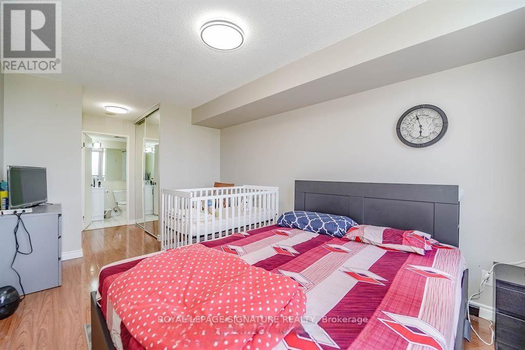 611 - 2550 Lawrence Avenue E, Toronto, Ontario  M1P 2R7 - Photo 11 - E13830050