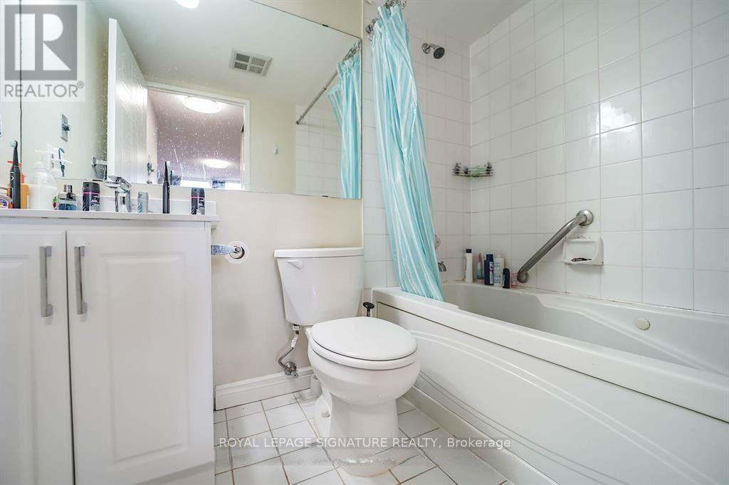 611 - 2550 Lawrence Avenue E, Toronto, Ontario  M1P 2R7 - Photo 15 - E13830050