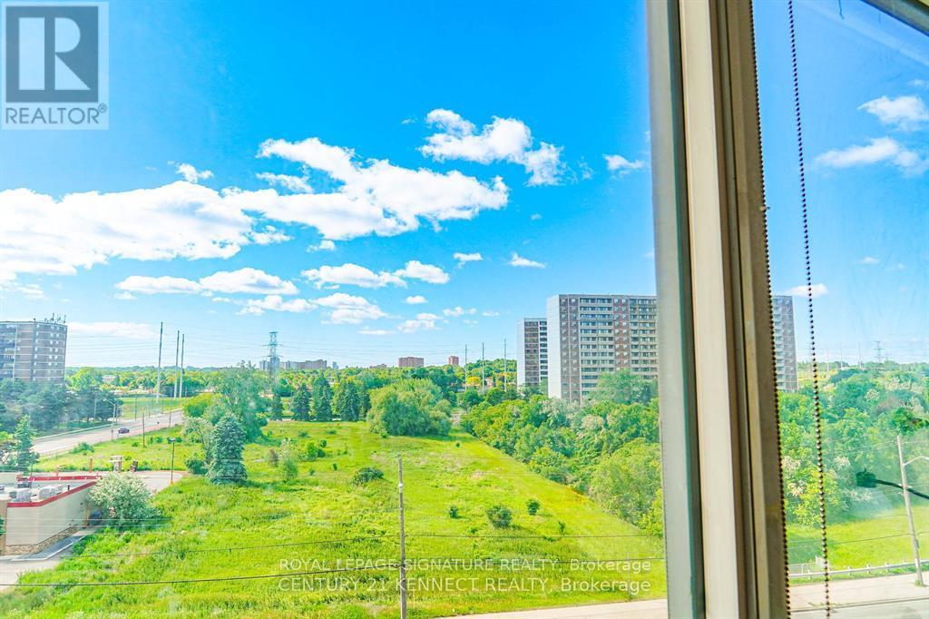 611 - 2550 Lawrence Avenue E, Toronto, Ontario  M1P 2R7 - Photo 17 - E13830050