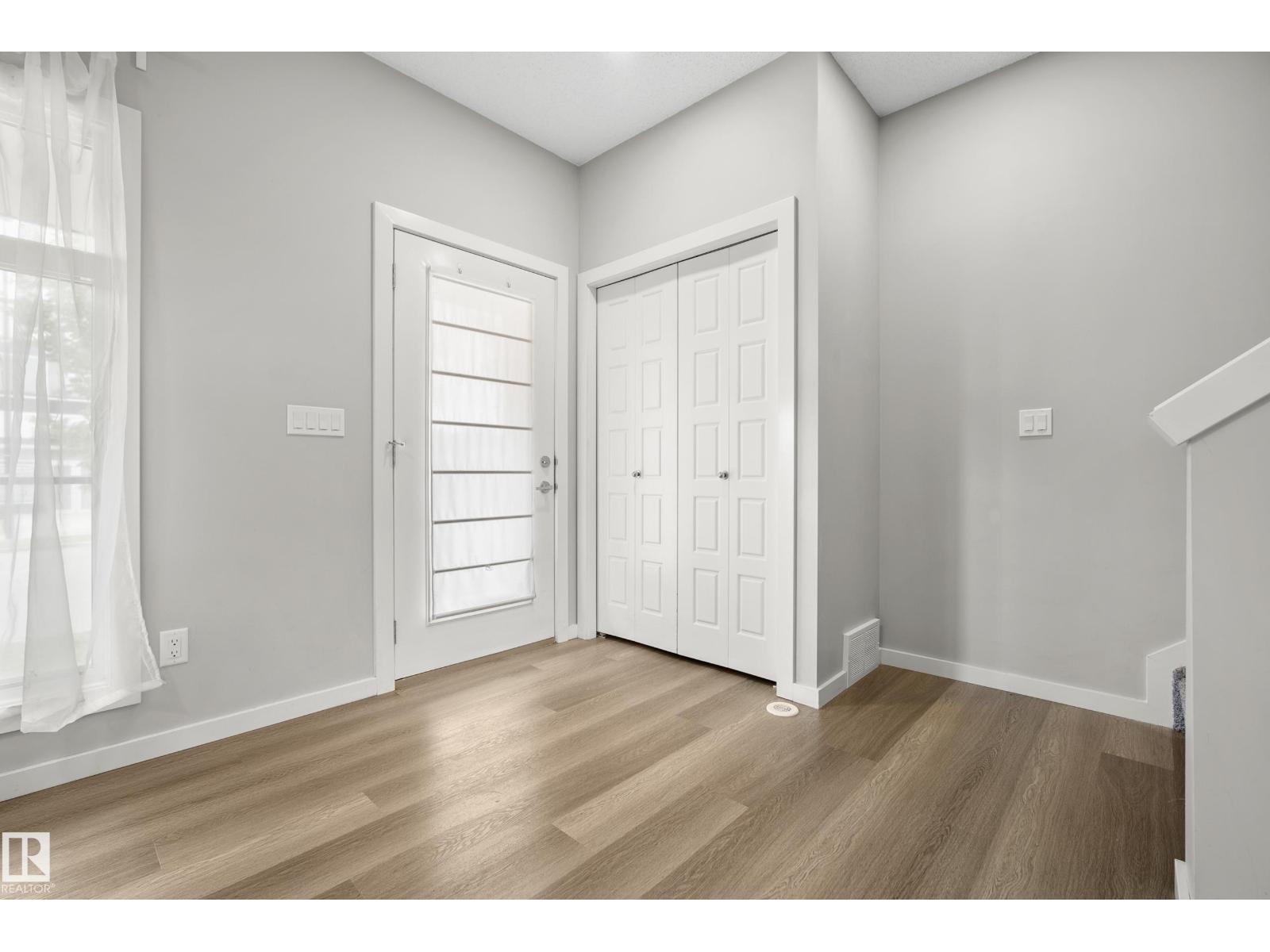 8322 Chappelle Wy Sw, Edmonton, Alberta  T6W 4L3 - Photo 6 - E4510466