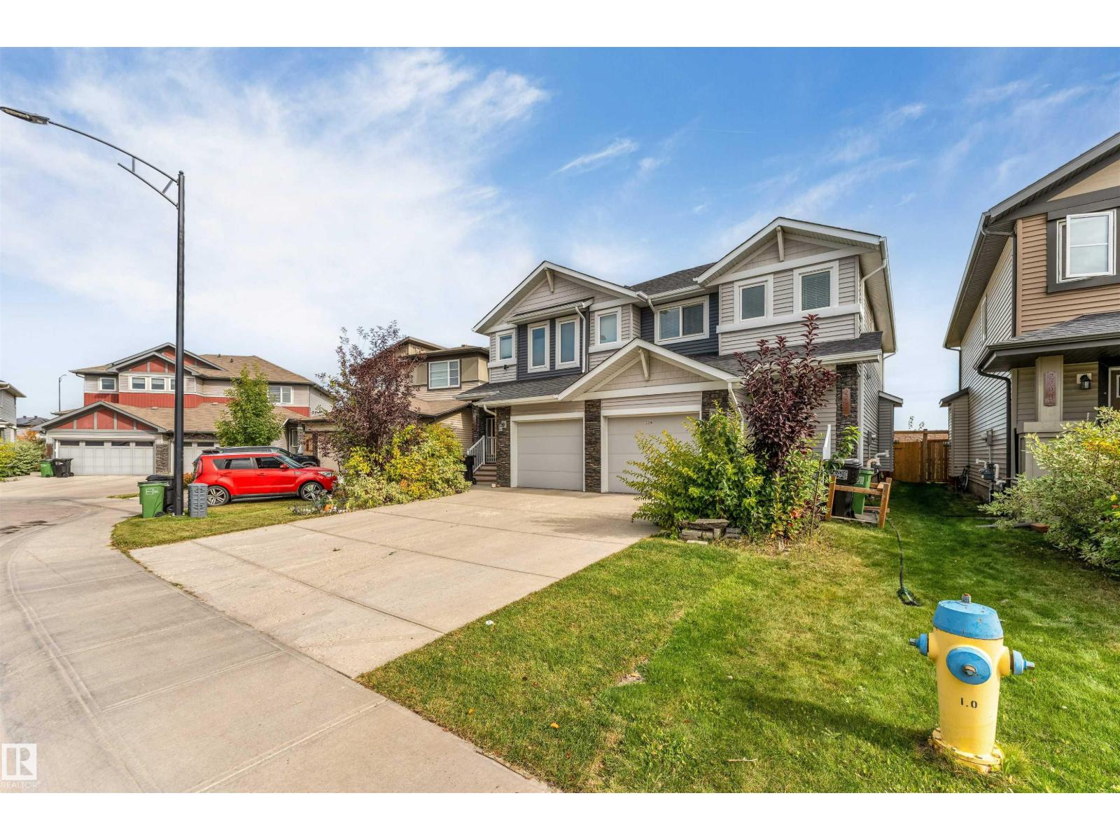 2296 Casey Cr Sw, Edmonton, Alberta  T6W 3M8 - Photo 2 - E4510469