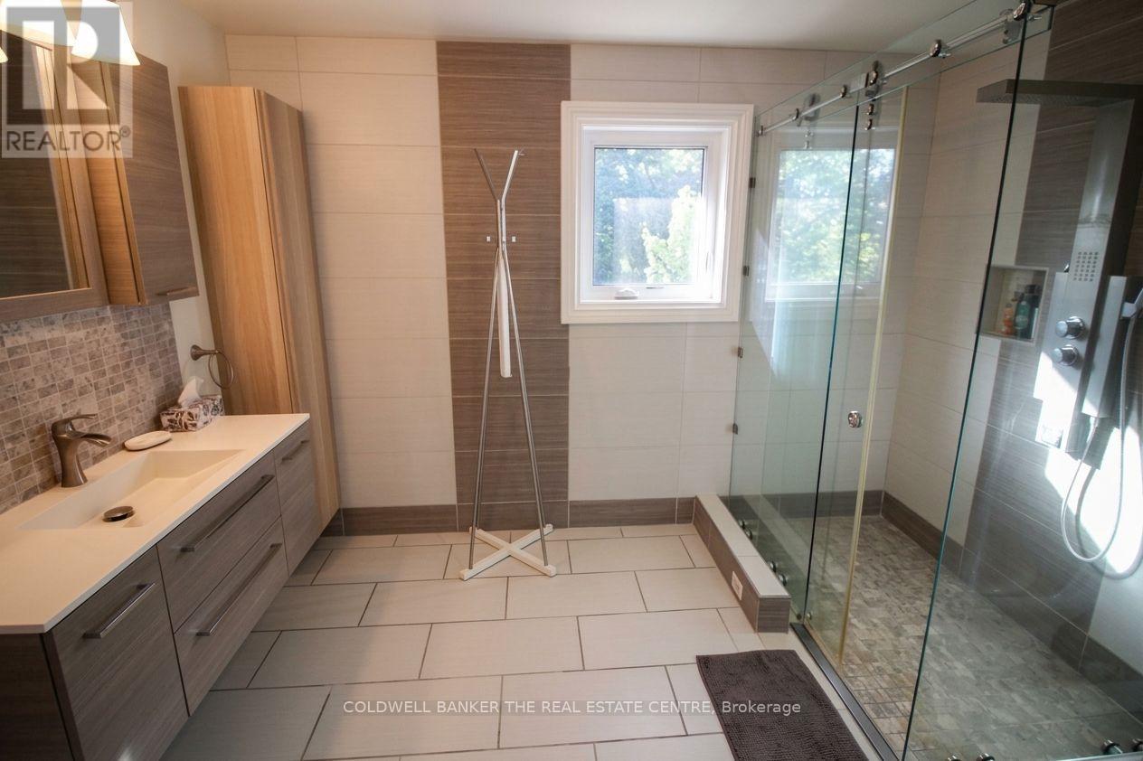 11 Ramsden Crescent, East Gwillimbury, Ontario  L0G 1V0 - Photo 20 - N13829964