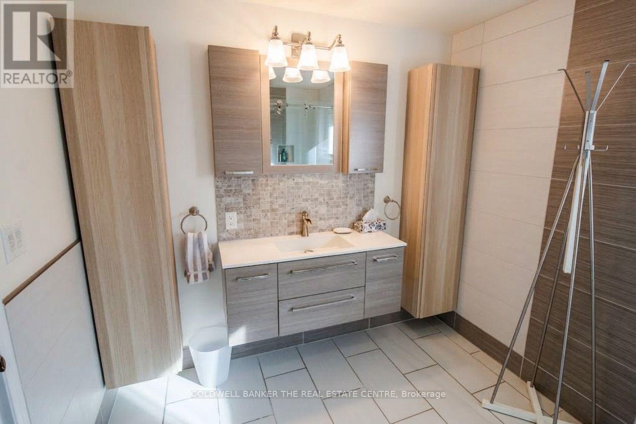 11 Ramsden Crescent, East Gwillimbury, Ontario  L0G 1V0 - Photo 21 - N13829964