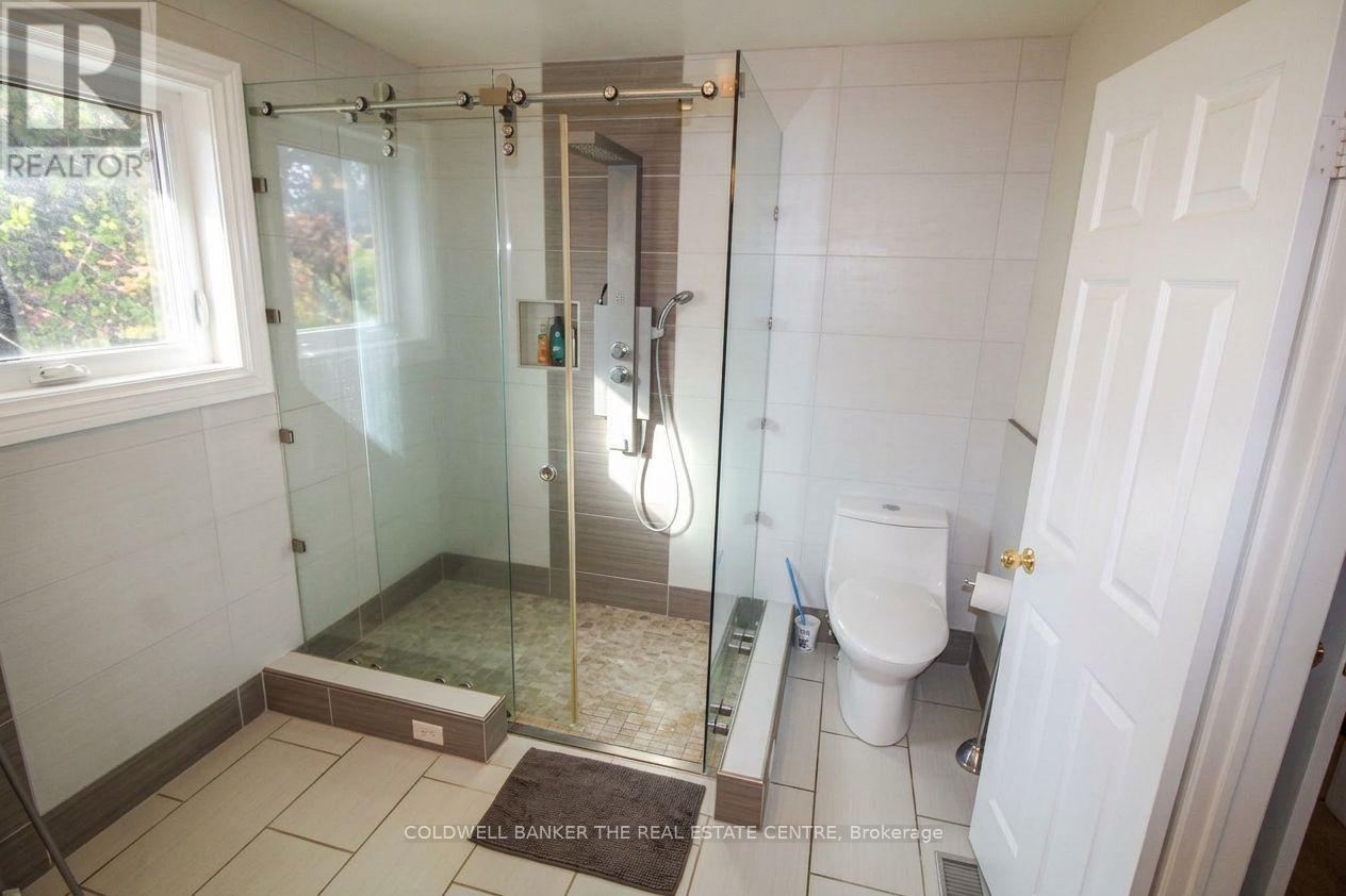 11 Ramsden Crescent, East Gwillimbury, Ontario  L0G 1V0 - Photo 22 - N13829964