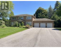 11 RAMSDEN CRESCENT, East Gwillimbury, Ontario