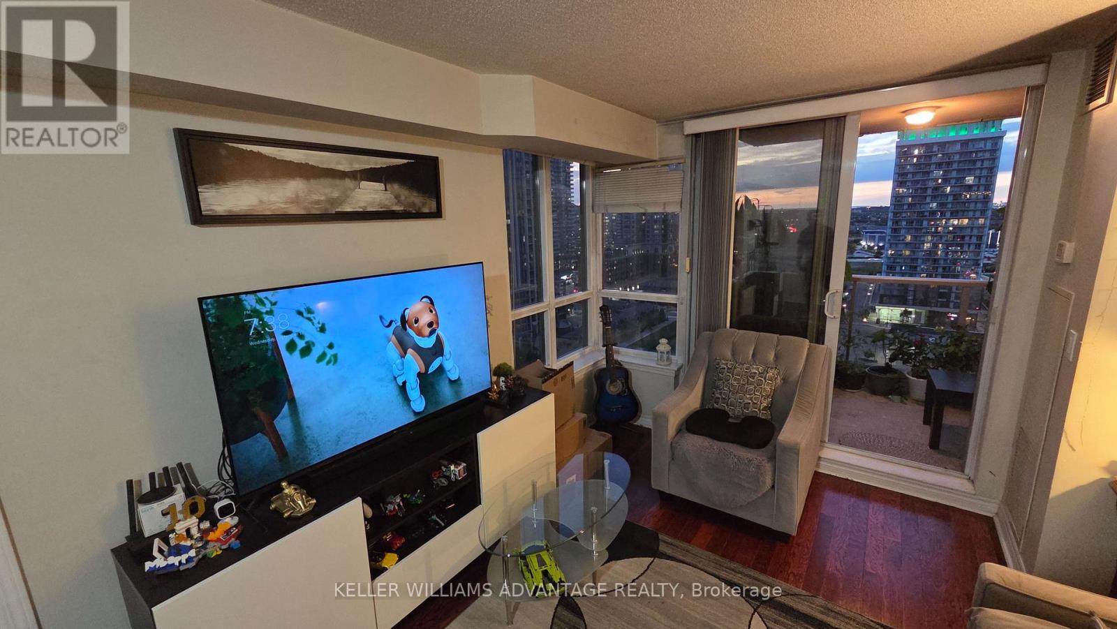 1805 - 4090 Living Arts Drive, Mississauga, Ontario  L5B 4M8 - Photo 6 - W13829832