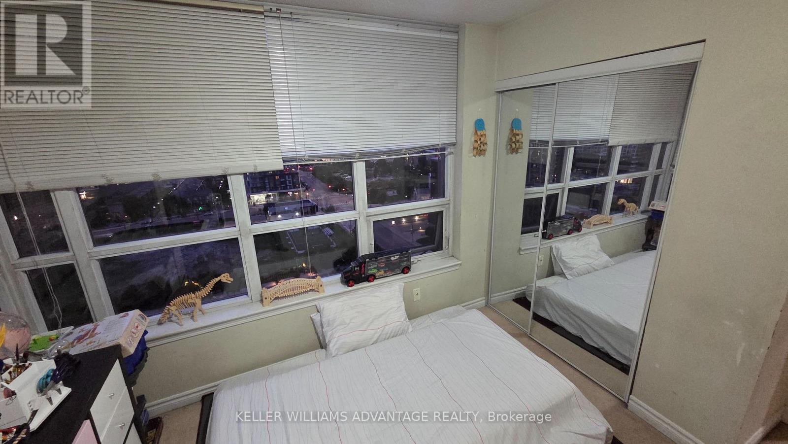 1805 - 4090 Living Arts Drive, Mississauga, Ontario  L5B 4M8 - Photo 8 - W13829832