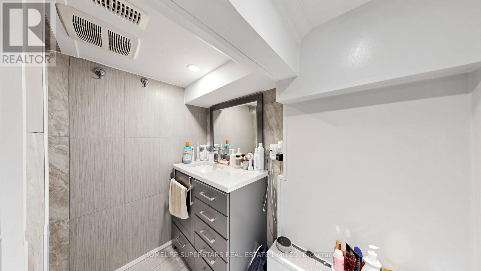 257 Prescott Avenue, Toronto, Ontario  M6N 3G9 - Photo 41 - W13829854
