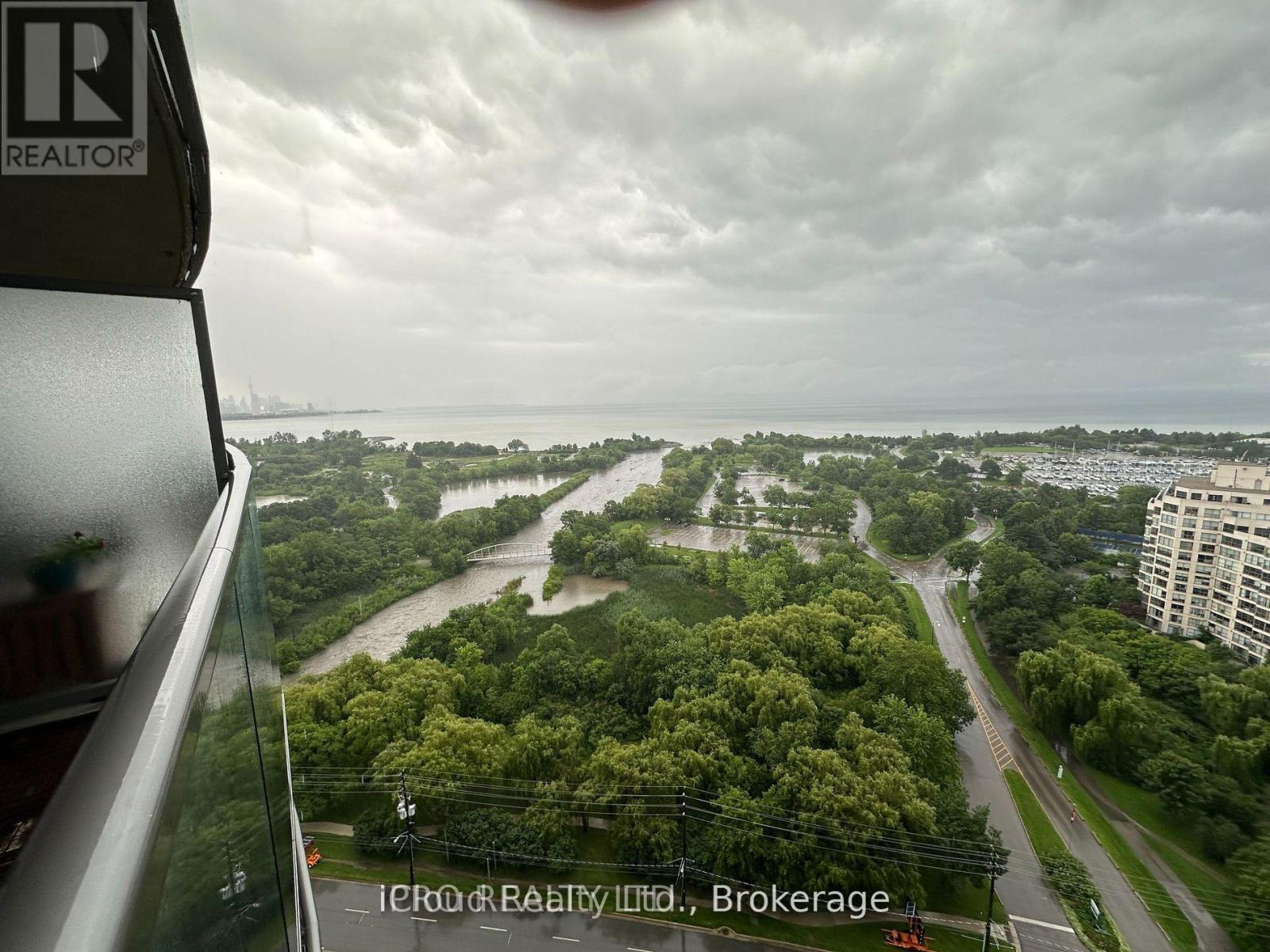 2102 - 2230 Lake Shore Boulevard W, Toronto, Ontario  M8V 0B2 - Photo 5 - W13829948
