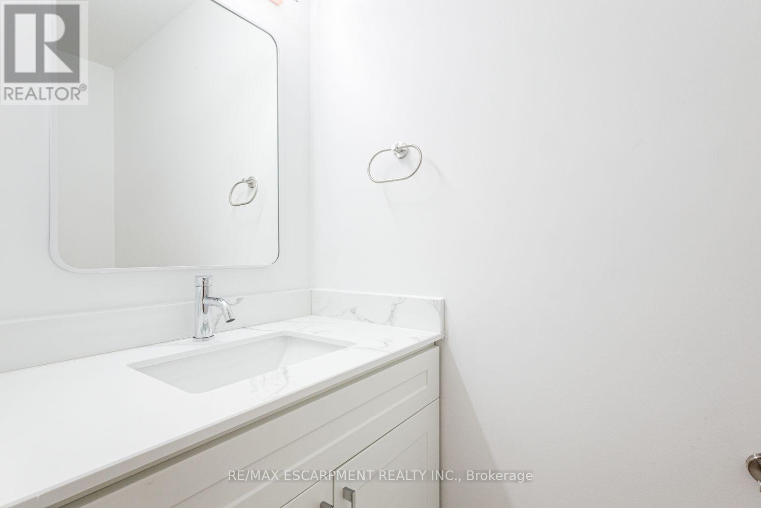 2104 Mississauga Road, Mississauga, Ontario  L5H 2K6 - Photo 15 - W13829980