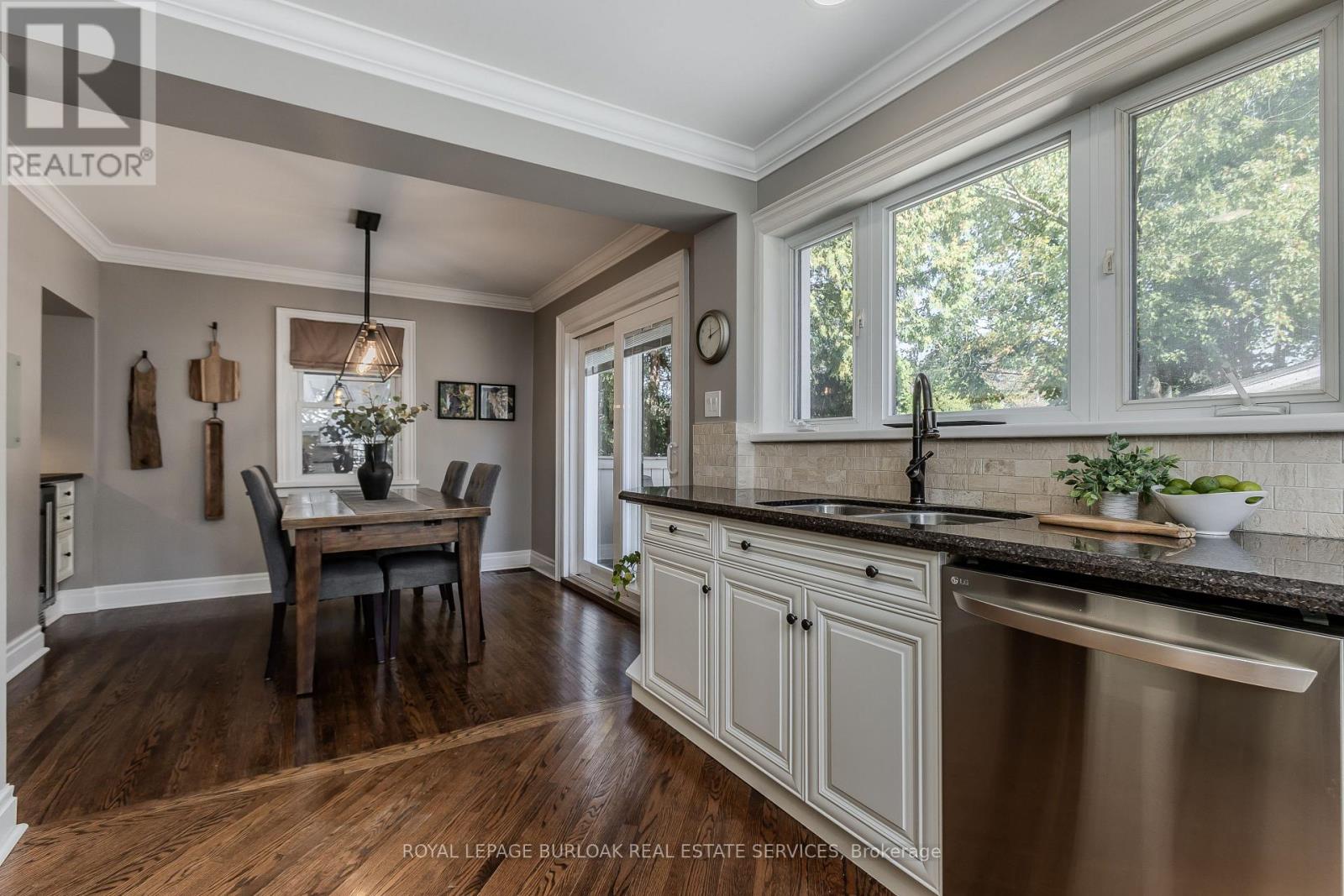 911 Lasalle Park Road, Burlington, Ontario  L7T 1M6 - Photo 12 - W13829992