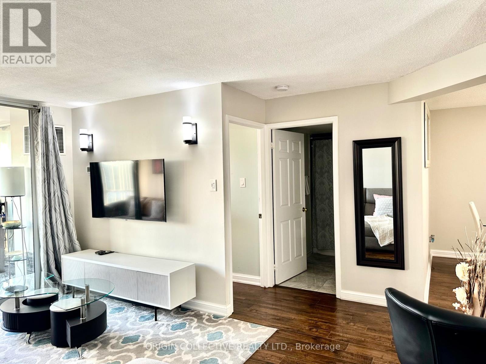 905 - 24 Hanover Road, Brampton, Ontario  L6S 5K8 - Photo 4 - W13830000
