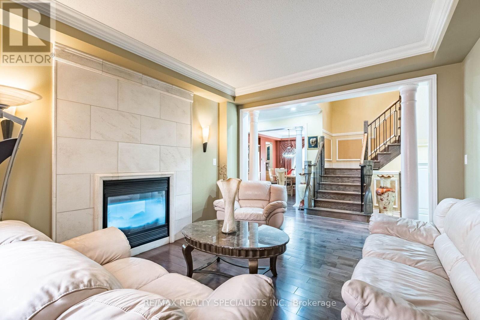 49 Maisonneuve Boulevard, Brampton, Ontario  L6P 1Y7 - Photo 12 - W13830048