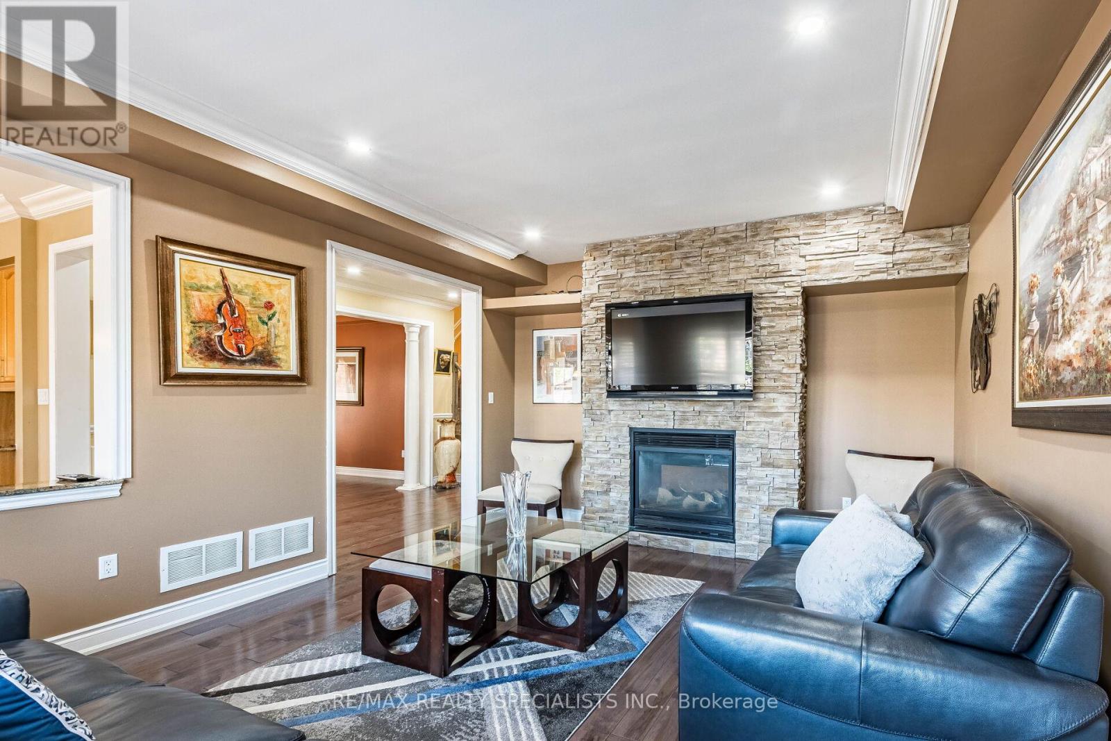 49 Maisonneuve Boulevard, Brampton, Ontario  L6P 1Y7 - Photo 17 - W13830048