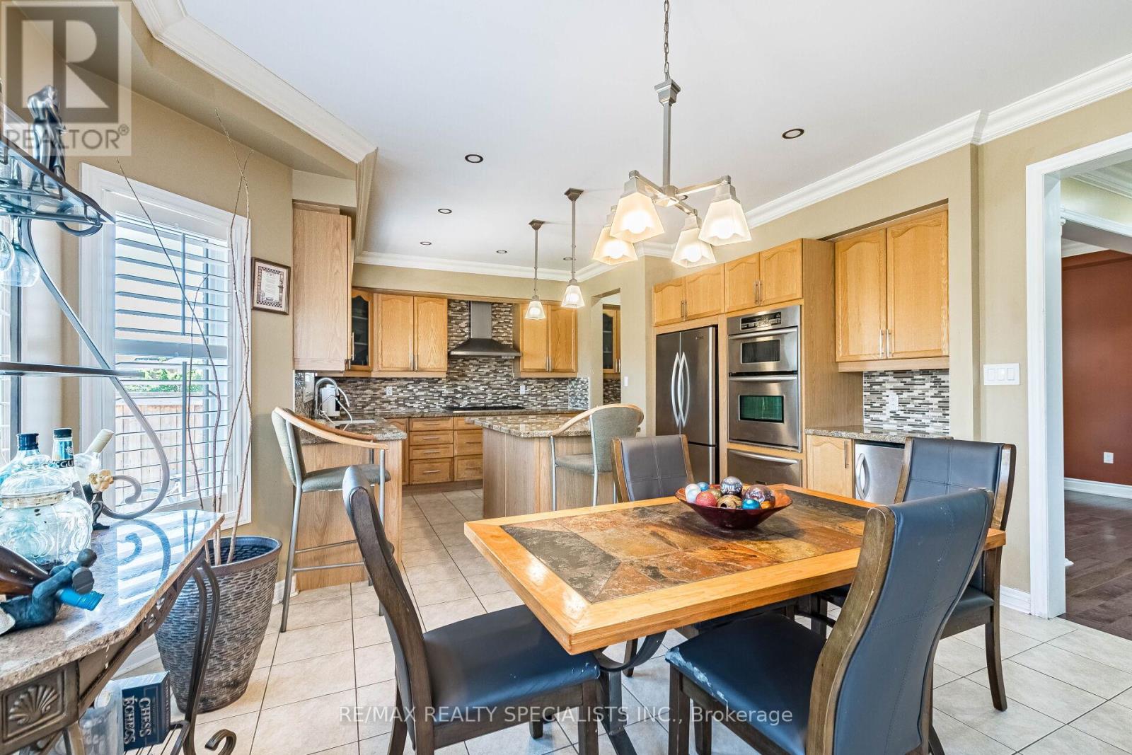 49 Maisonneuve Boulevard, Brampton, Ontario  L6P 1Y7 - Photo 20 - W13830048